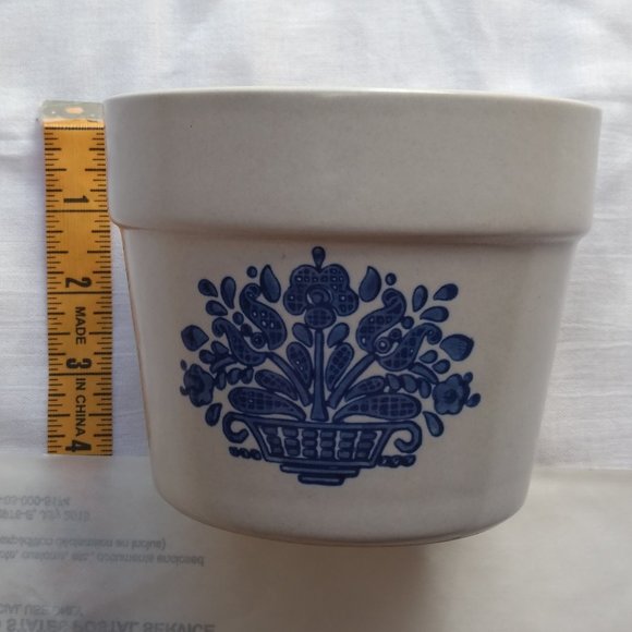 Vintage Pfaltzgraff Stoneware Yorktowne Flower Pot - Picture 8 of 8
